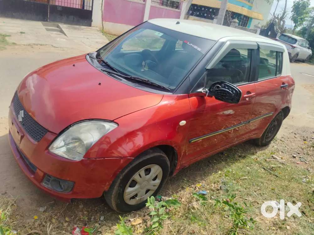 Maruti Suzuki Swift 2010 Diesel 140000 Km Driven
