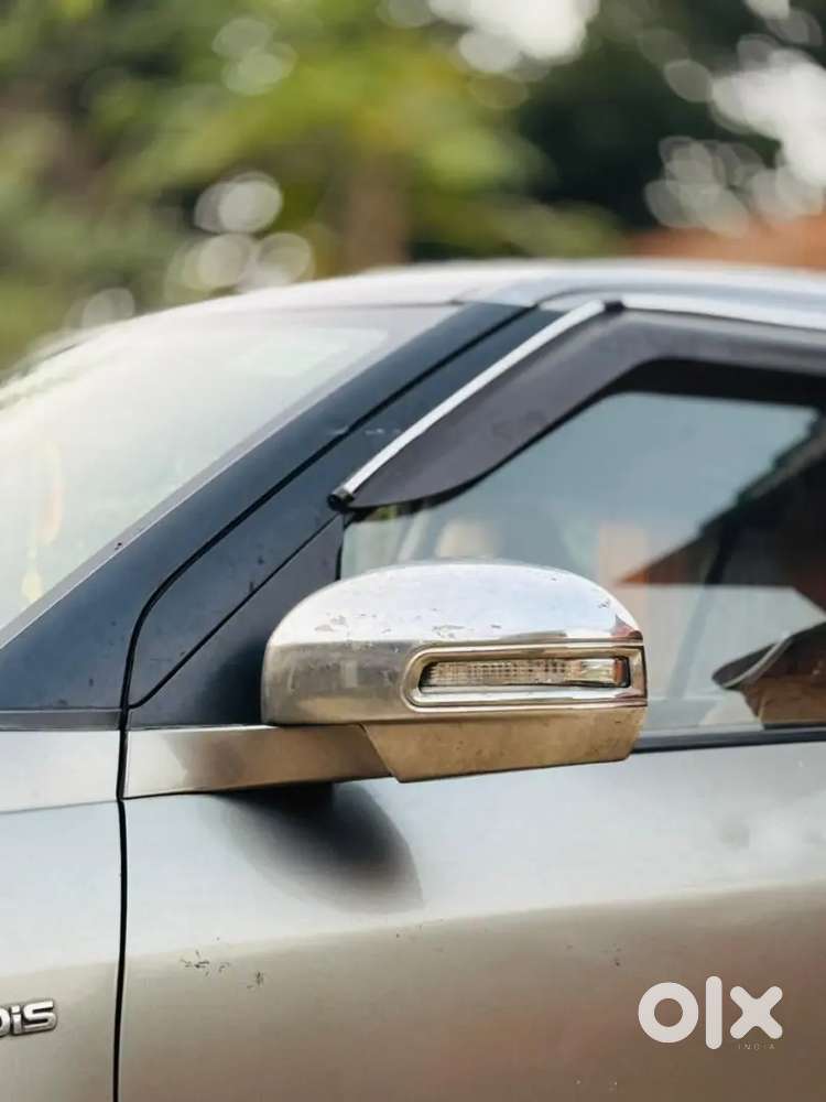 Maruti Suzuki Swift Zdi 2012