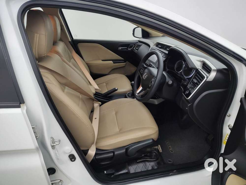 Honda City I-vtec V, 2022, Petrol
