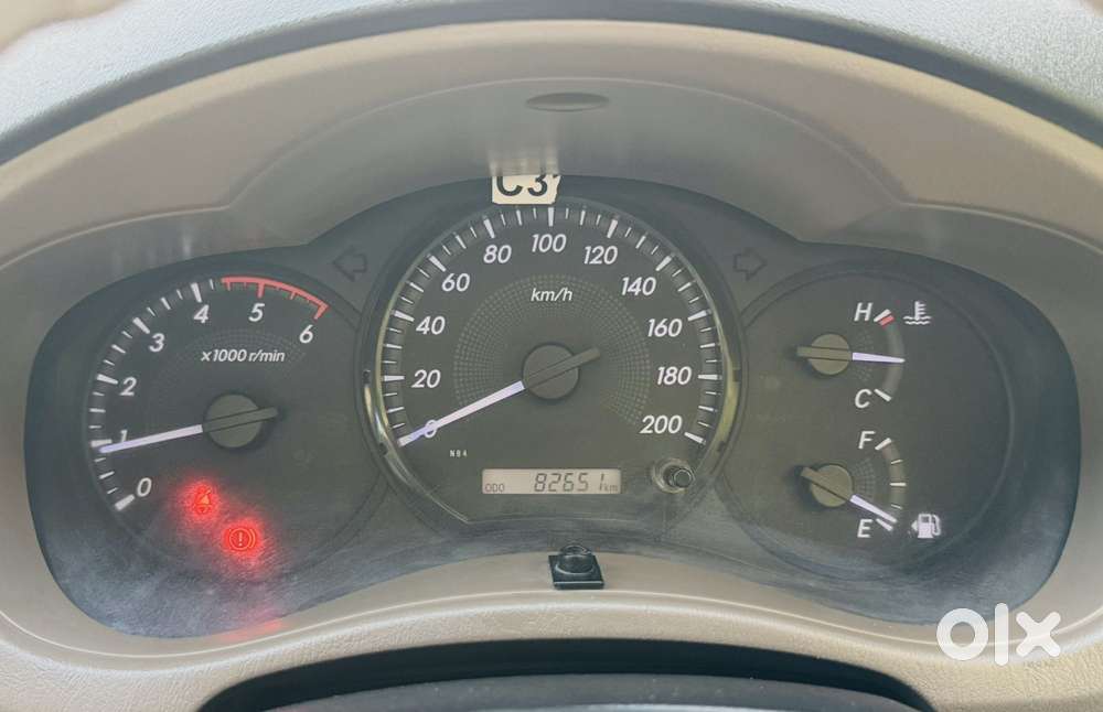 Toyota Innova 2.5 G (diesel) 8 Seater, 2015, Diesel