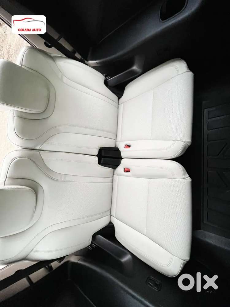 Mahindra Xuv700 2.0 Ax 7 Petrol At Luxury Pack Str, 2024, Petrol