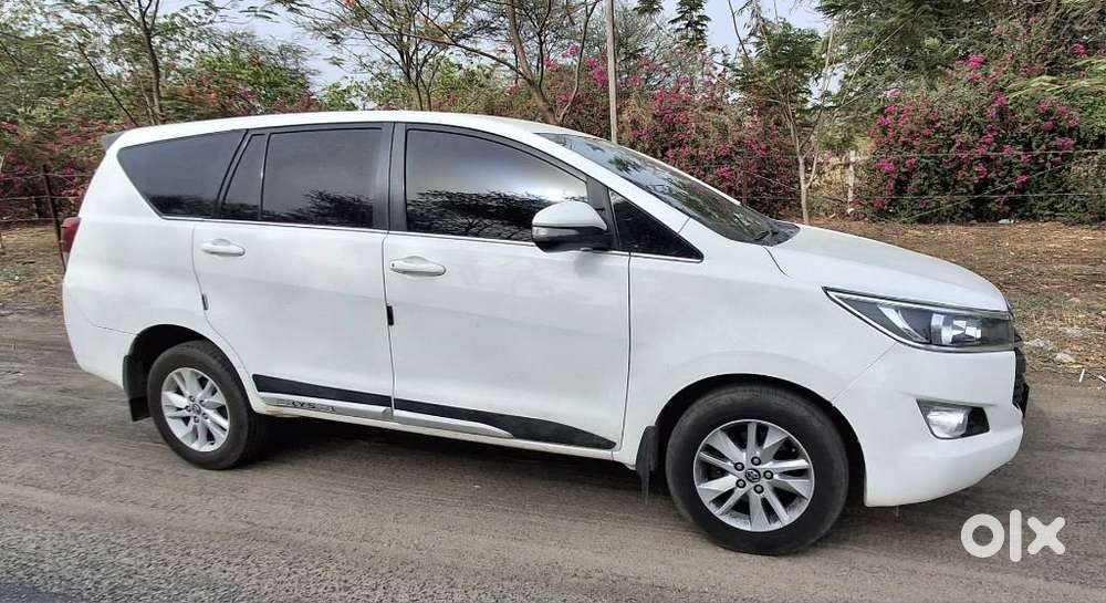 Toyota Innova Crysta