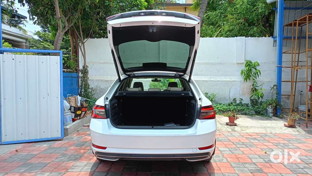 Skoda Superb 2.0 L&k Tsi At, 2020, Petrol