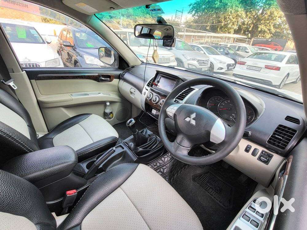 Mitsubishi Pajero Sport 2.5 Manual, 2014, Diesel