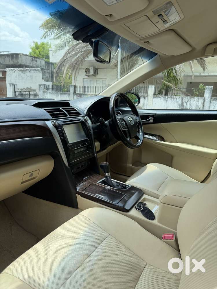 Toyota Camry Hybrid 2.5, 2017, Petrol