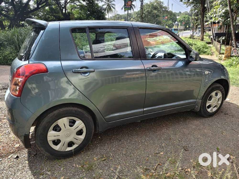 Maruti Suzuki Swift 1.2 Vxi (o), 2011, Petrol