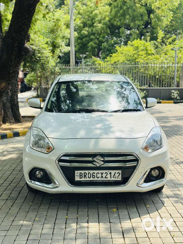 Maruti Suzuki Dzire Vxi Ags, 2022, Petrol
