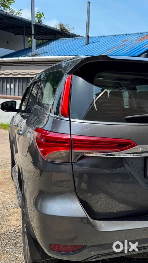 Toyota Fortuner Legender Diesel 133000 Km Driven