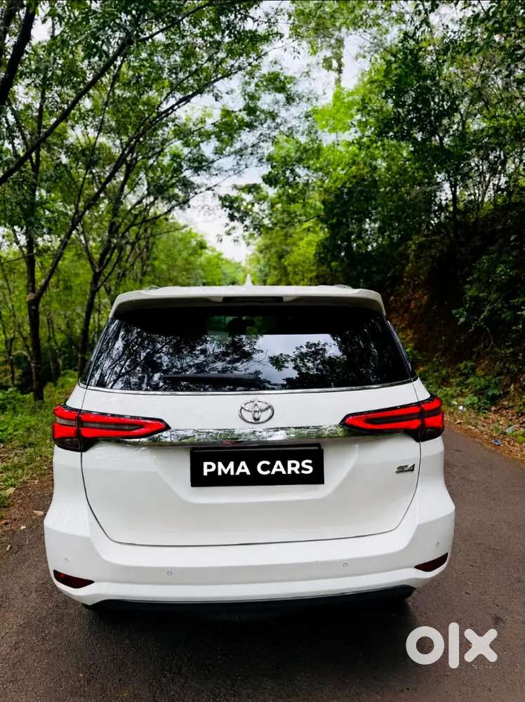 Toyota Fortuner 2022 Diesel 95000 Km Driven Fancy Number