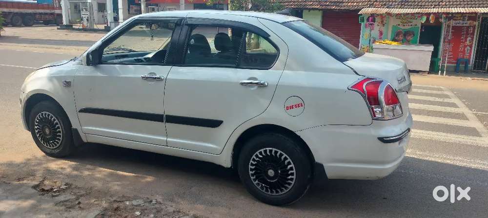 Maruti Suzuki Swift Dzire 2011