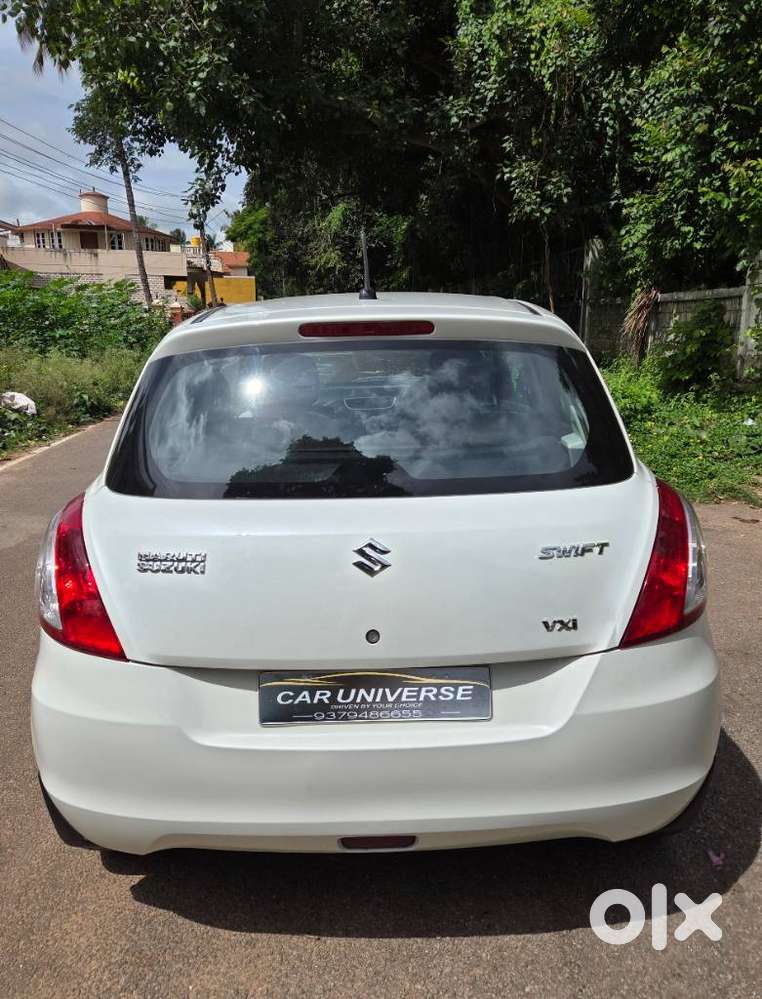 Maruti Suzuki Swift Vxi + Manual, 2014, Petrol
