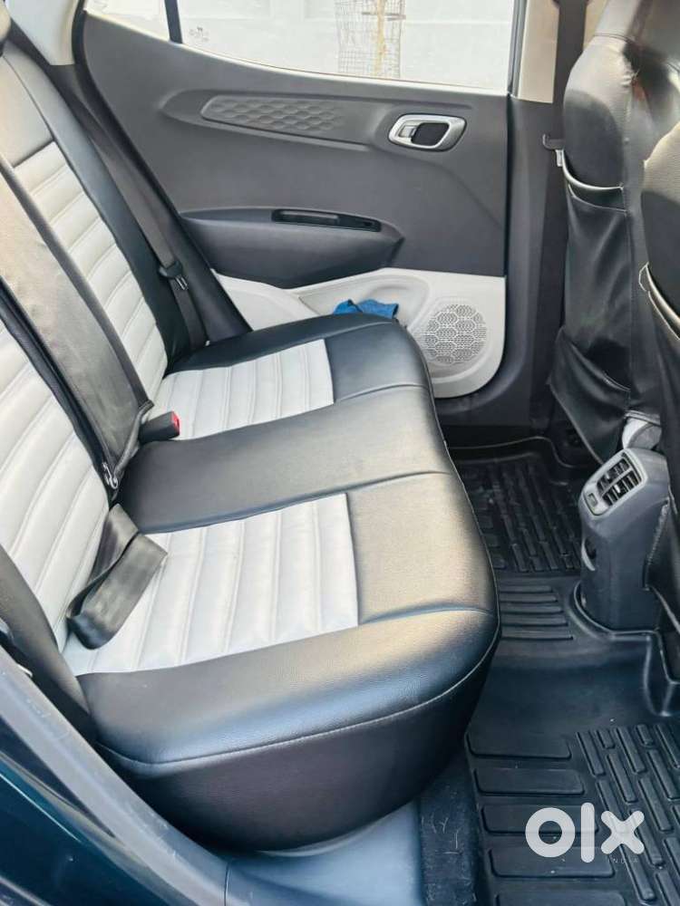 Hyundai Aura Sx (o) Manual, 2022, Petrol