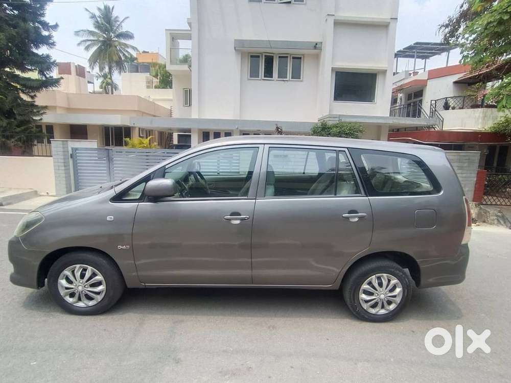 Toyota Innova 2.5 G (diesel) 7 Seater, 2010, Diesel