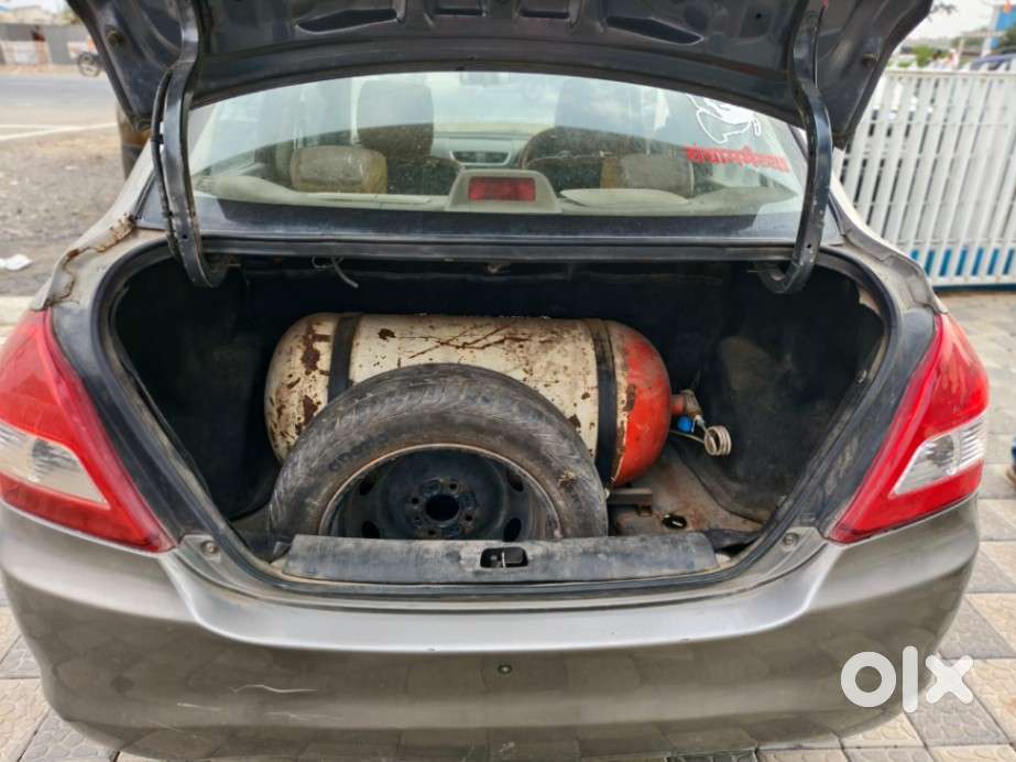 Maruti Suzuki Swift Dzire 1.3 Vxi, 2016, Cng & Hybrids