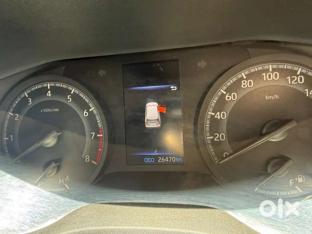 Toyota Innova Hycross 2024 Petrol 26000 Km Driven Immaculate Condition