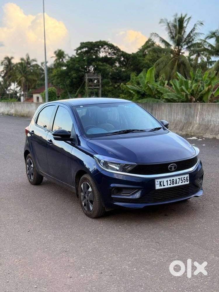Tata Tiago 1.2 Revotron Xta, 2025, Petrol