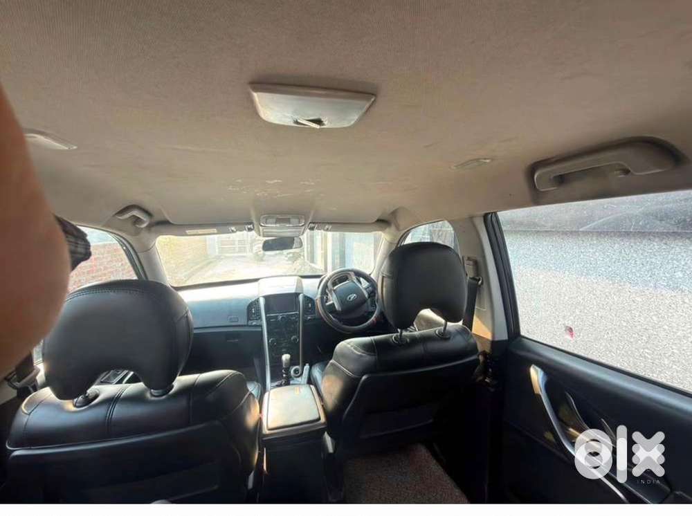 Mahindra Xuv500 Diesel W8 2010 Car