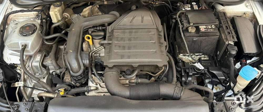 Skoda Slavia Style 1.0l Tsi At, 2022, Petrol