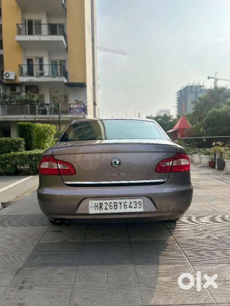 Skoda Superb 1.8 Elegance 2013