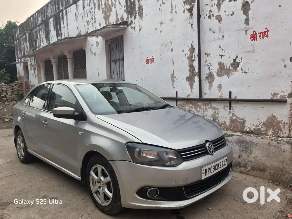 Volkswagen Vento Highline 2013