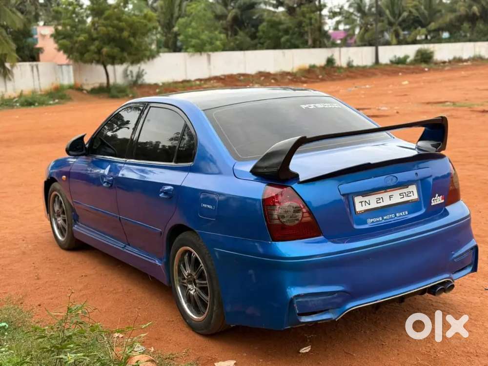 Hyundai Elantra 2005 Petrol Well Maintained