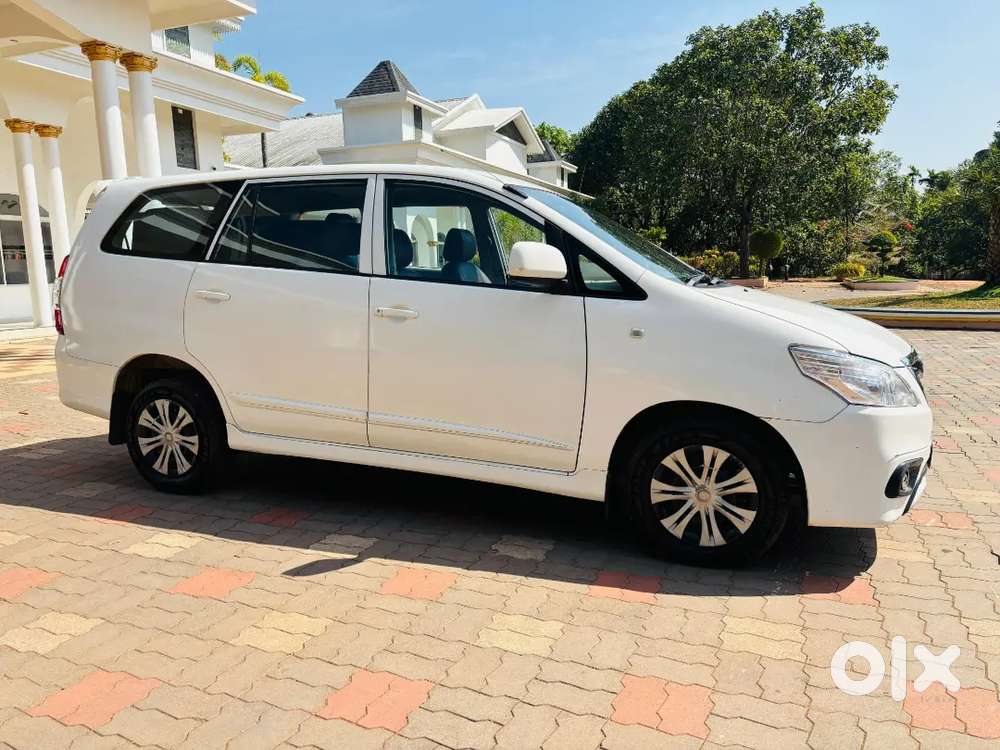 Toyota Innova 2014 Diesel 189000 Km Driven