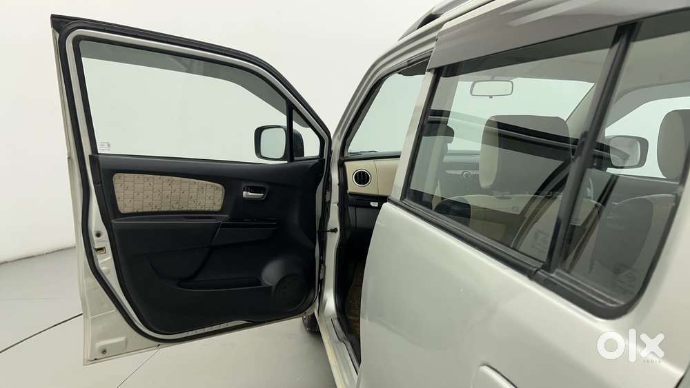 Maruti Suzuki Wagon R 1.0 2015-2019 Vxi (o) Amt, 2017, Petrol