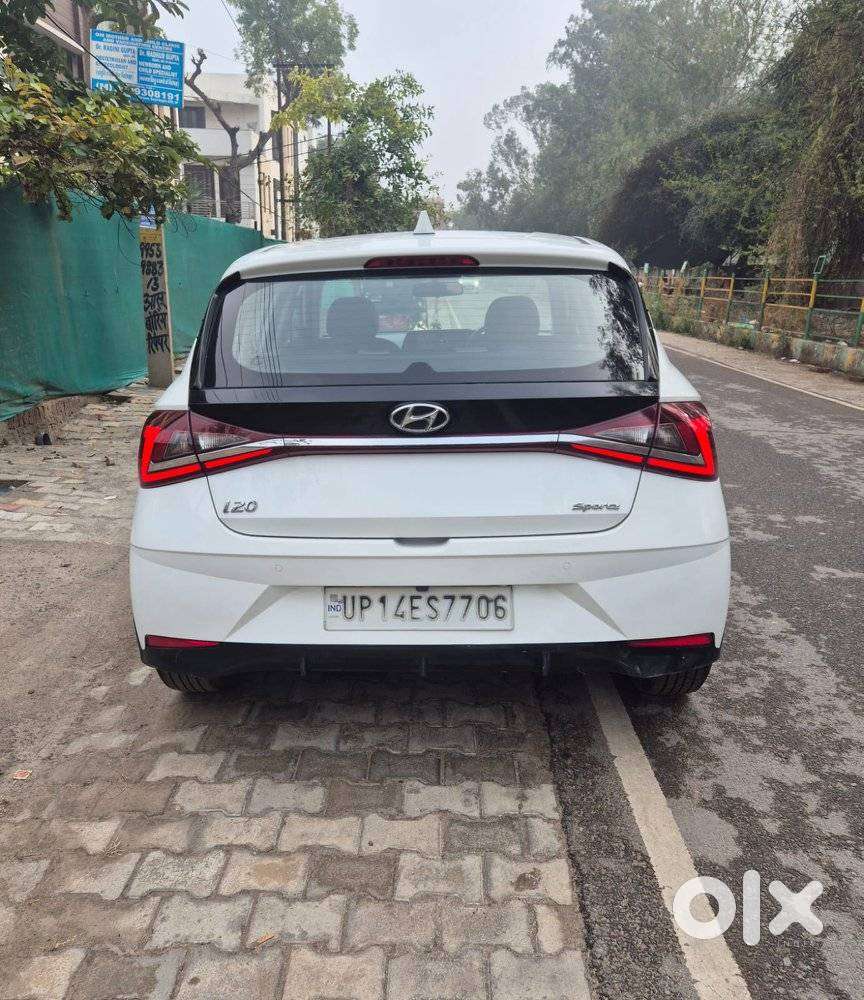 Hyundai I20 Sportz 1.4 At Vtvt, 2021, Petrol