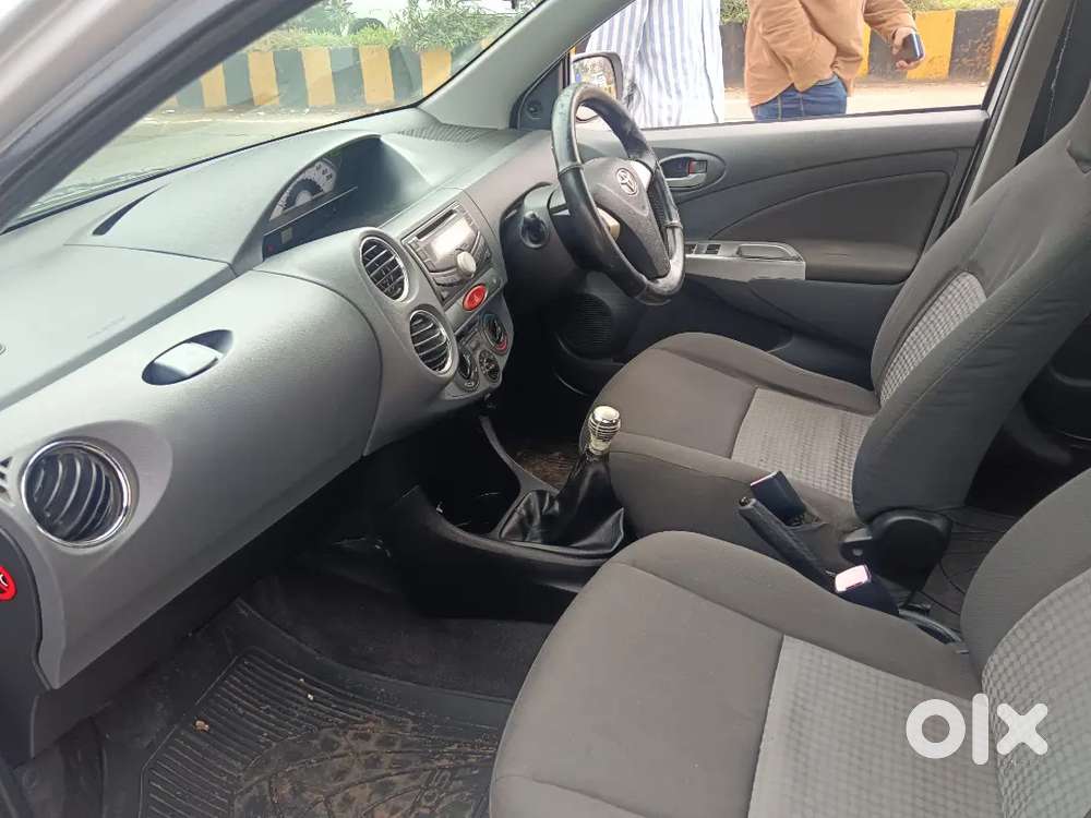 Toyota Etios Liva 2012