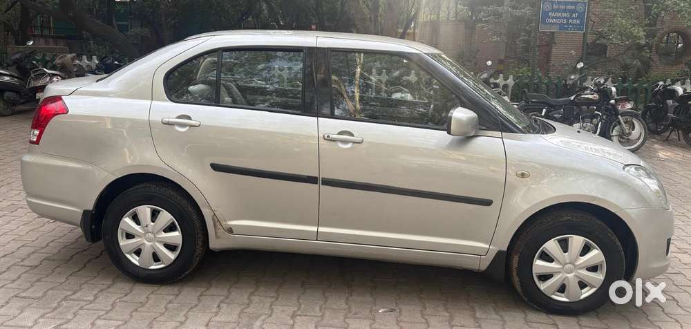 Maruti Suzuki Swift Dzire Vxi Optional, 2011, Petrol