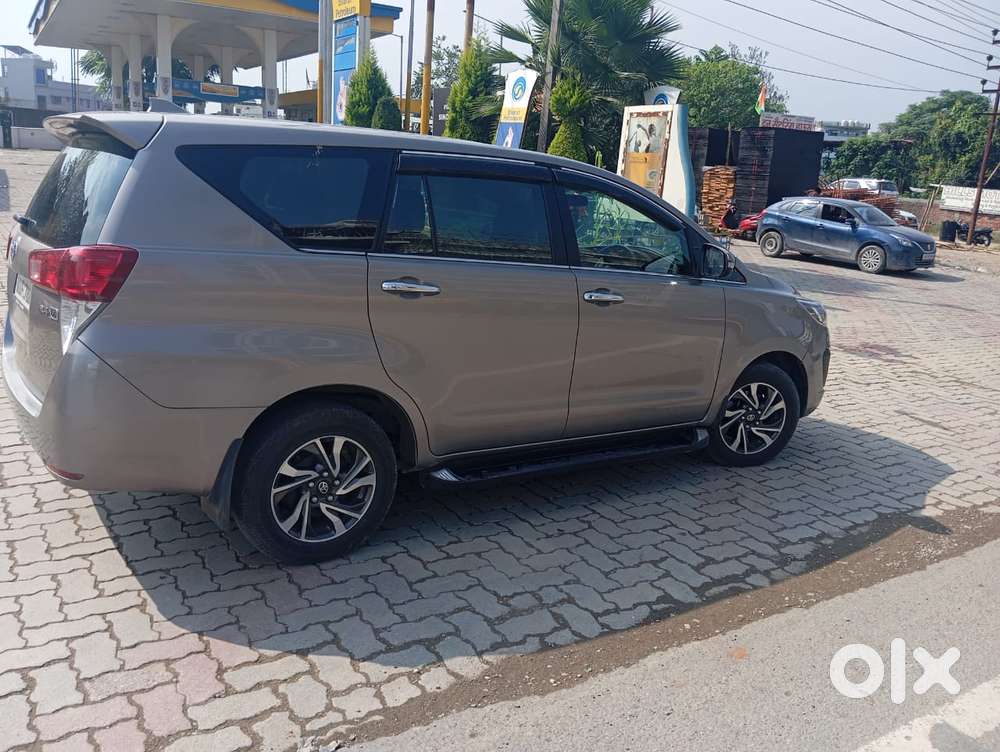 Toyota Innova Crysta 2.4 V 7 Str, 2022, Diesel