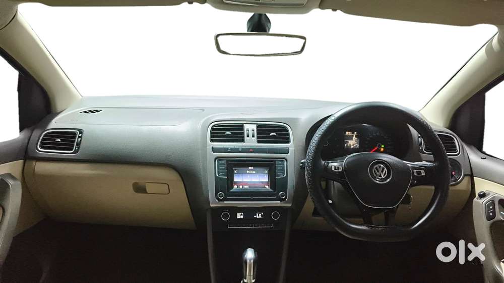 Volkswagen Vento Petrol Highline At, 2016, Petrol