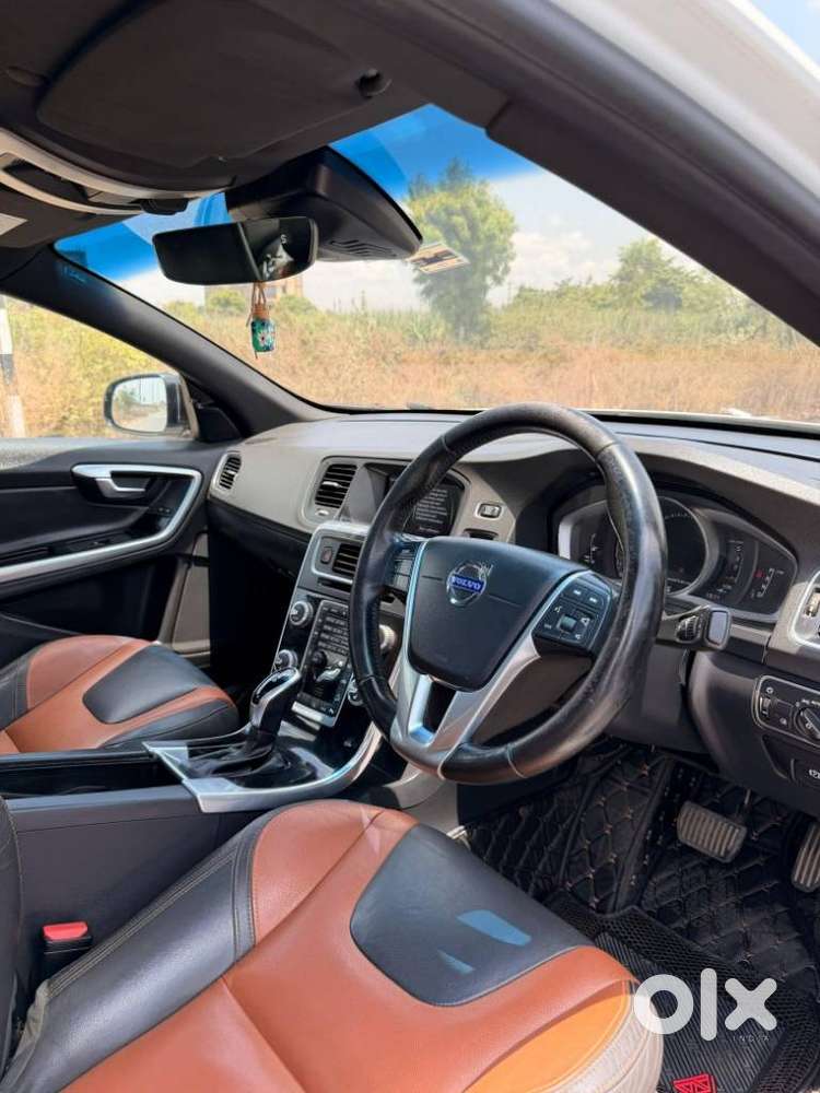 Volvo Xc60 D4 Kinetic, 2019, Diesel