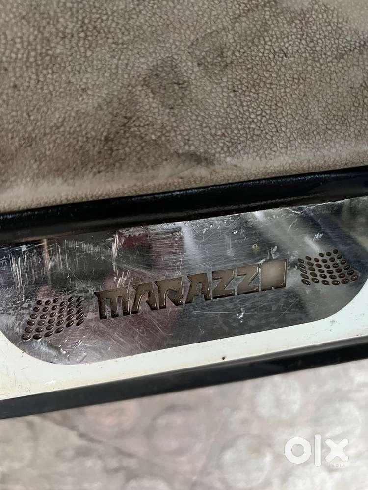 Mahindra Marazzo M6, 2018, Diesel