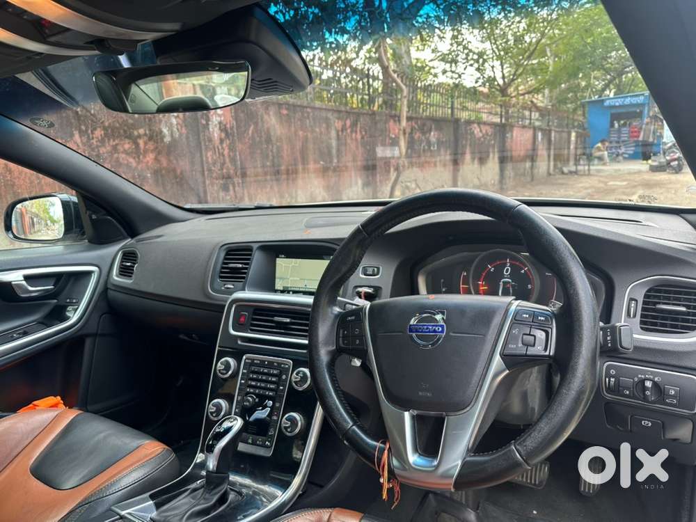 Volvo S60 Cross Country 2017 Diesel Well Maintained