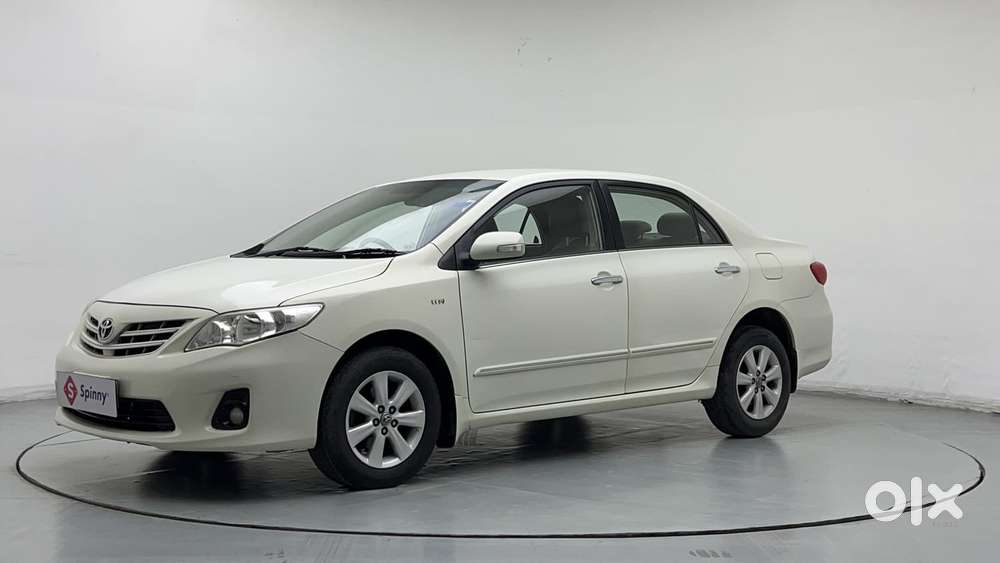 Toyota Corolla Altis 1.8 G, 2013, Petrol