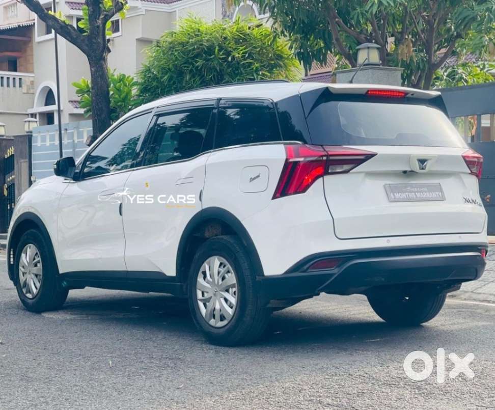 Mahindra Xuv700 2.2 Mx Diesel Mt 5 Str, 2022, Diesel