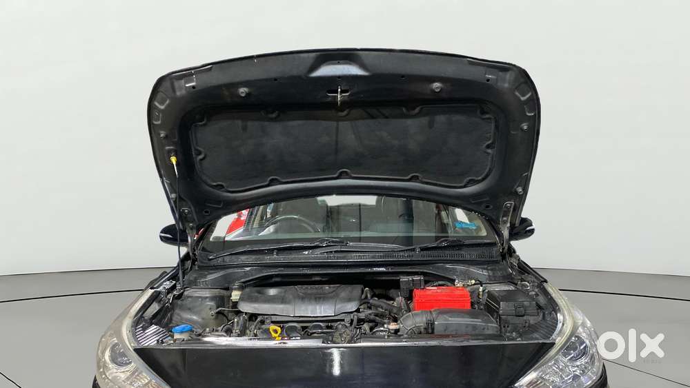 Hyundai Verna 1.6 Sx (o) Vtvt, 2018, Petrol