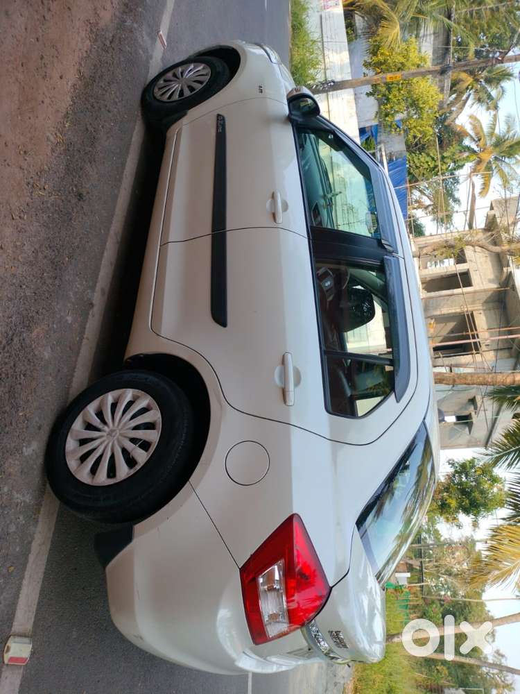 Maruti Suzuki Dzire 1.2 Vxi, 2015, Petrol