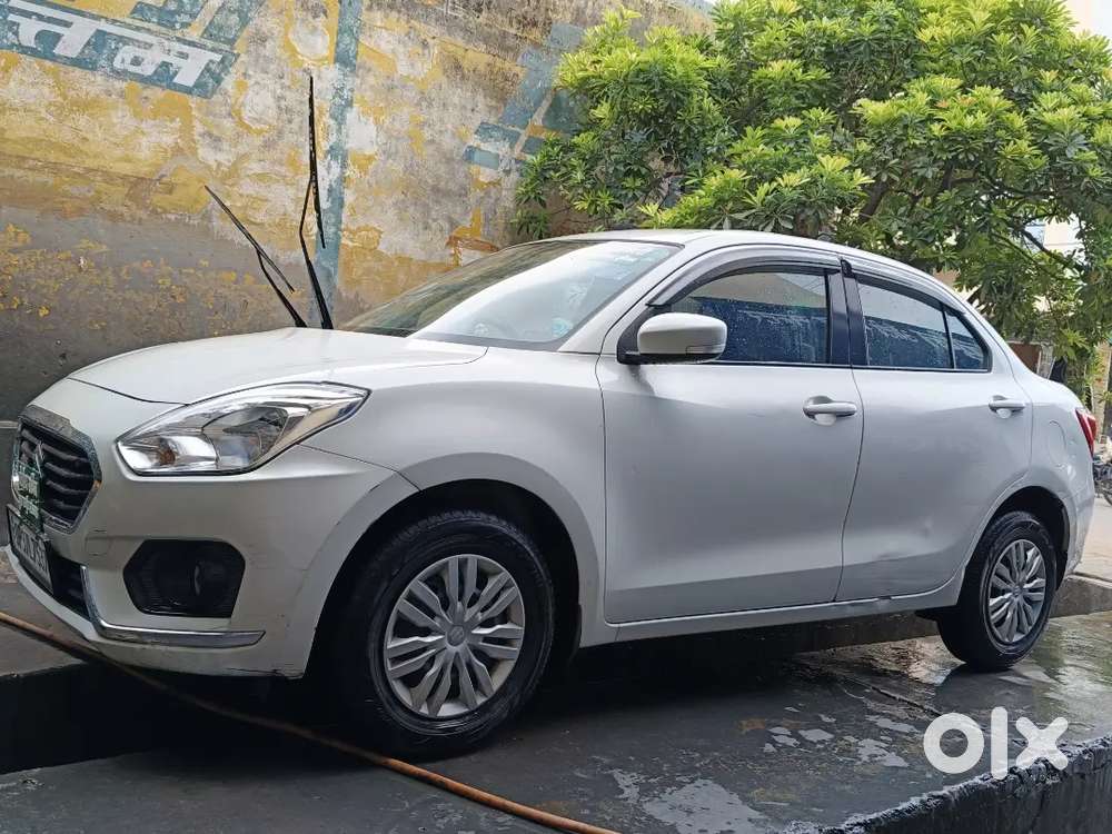 Showroom Condition Personal Used Swift Dzire 2019