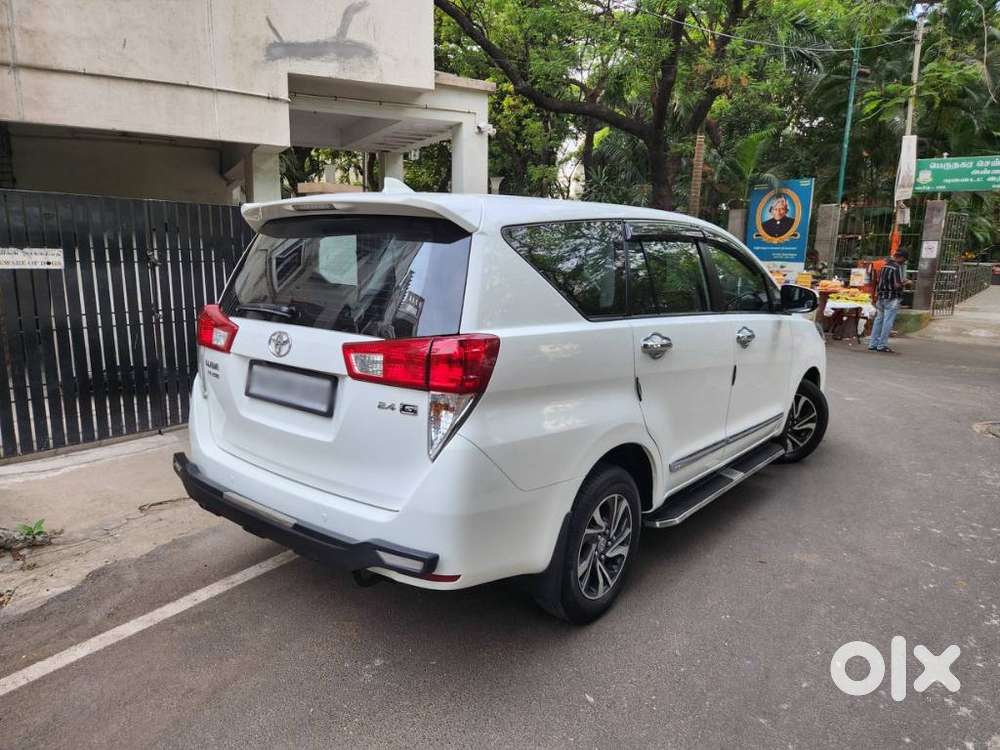 Toyota Innova Crysta 2.4 G Mt, 2019, Diesel