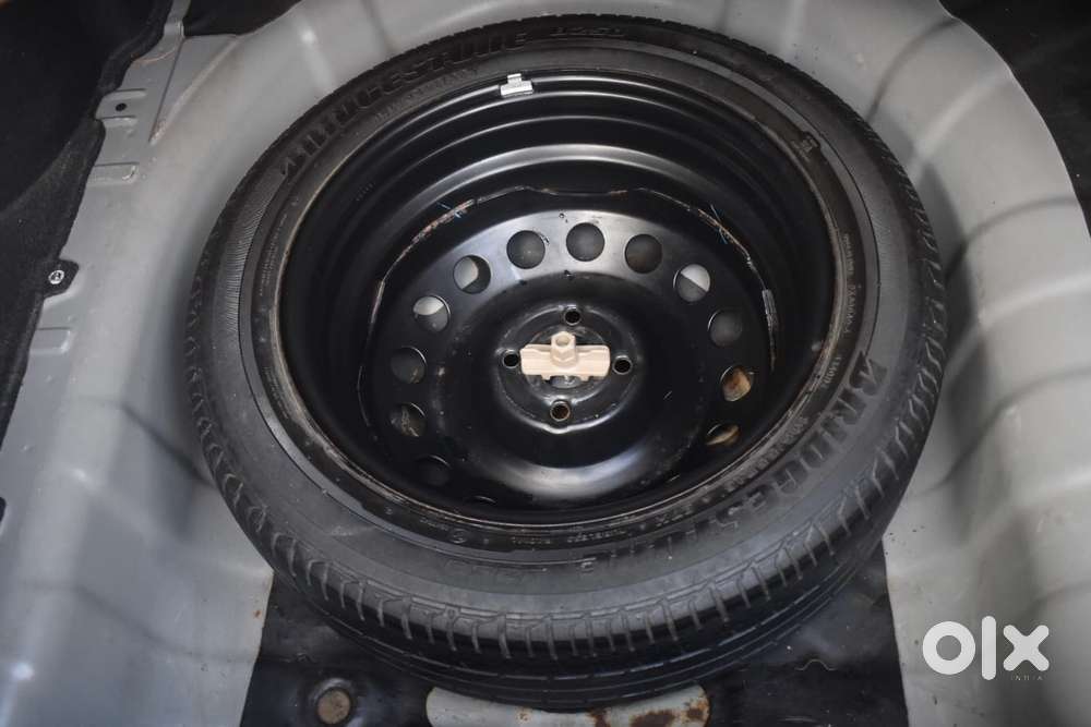 Hyundai Verna 1.6 S (o) Vtvt At, 2015, Petrol