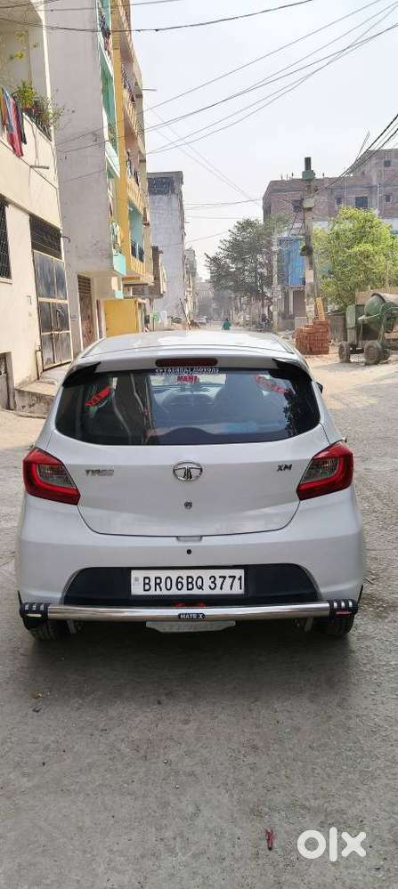 Tata Tiago, 2018, Petrol