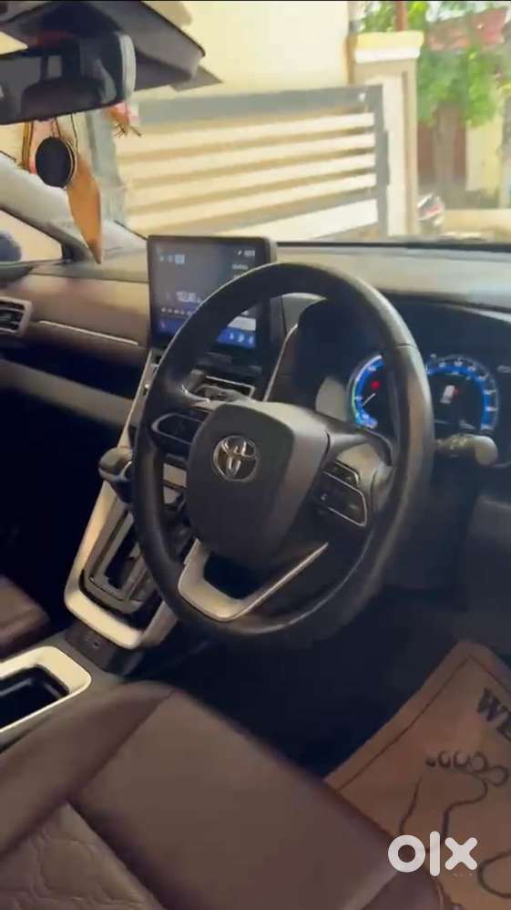 Toyota Innova Hycross 2.0 Zx Hybrid 7 Str, 2024, Diesel
