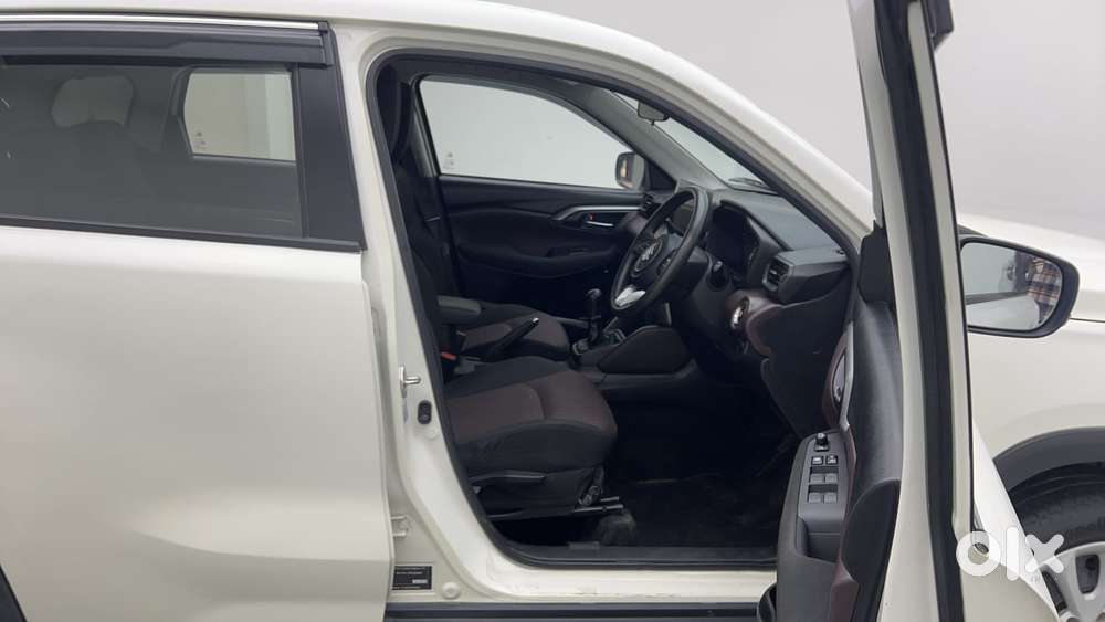 Maruti Suzuki Grand Vitara 1.5 Delta Smart Hybrid, 2024, Petrol