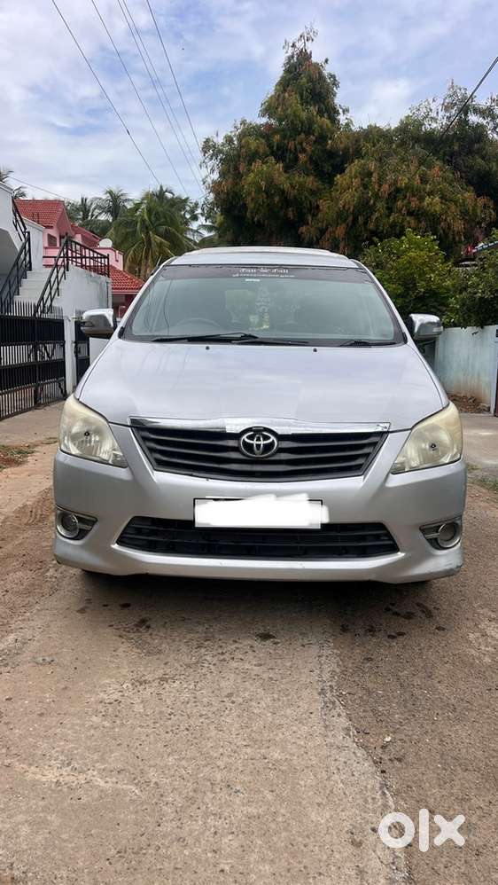 Toyota Innova Diesel 2012