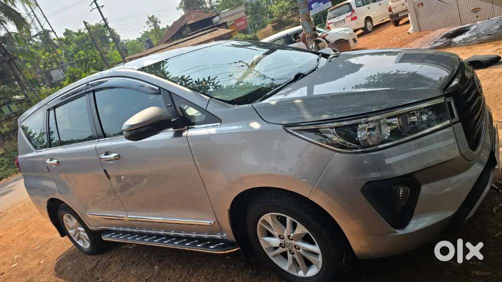 Toyota Innova Crysta 2017