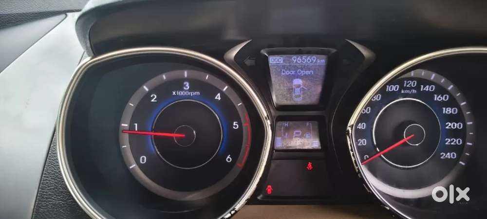 Hyundai Elantra, 2012, Diesel