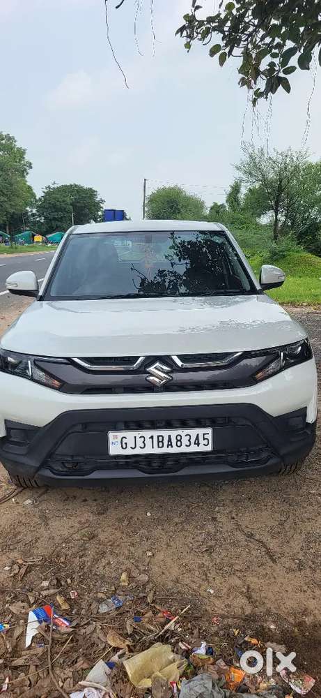 Maruti Brezza 1.5 Lxi 2024