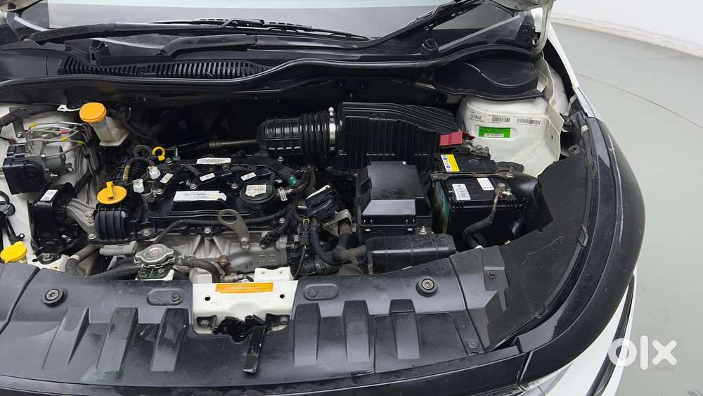 Tata Altroz 1.2 Xe, 2021, Petrol
